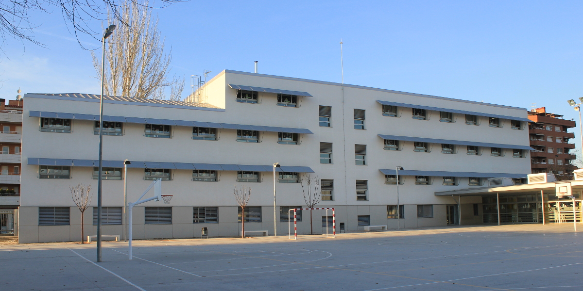 1811 CEIP Riu Segre-Lleida-Arno-fachada trasera