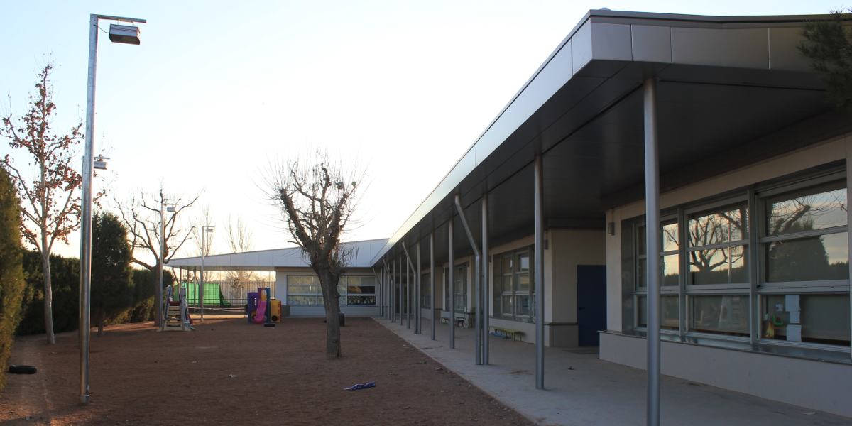 1811 CEIP Riu Segre-Lleida-Arno-corredor interior