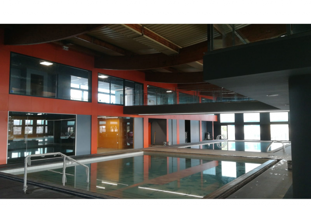 Interiores Piscina Can Millars-05-web